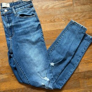 Women’s Universal Thread High Rise Skinny Distressed Jeans